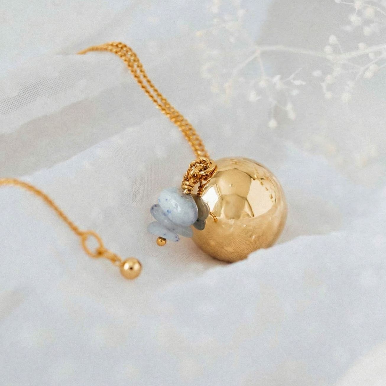 Chiama angeli Izalée 