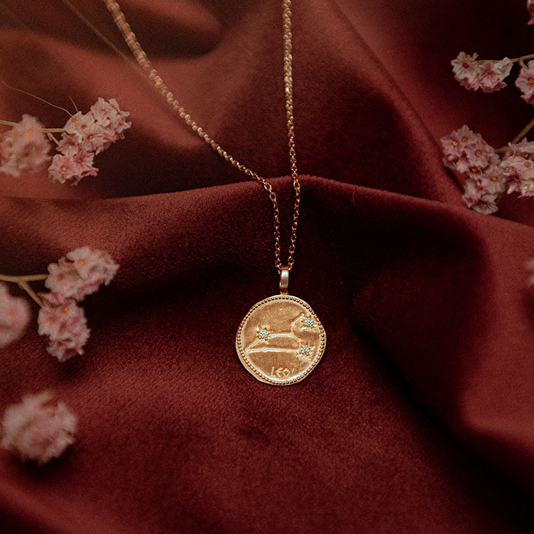 Collana segno zodiacale zirconi Leone