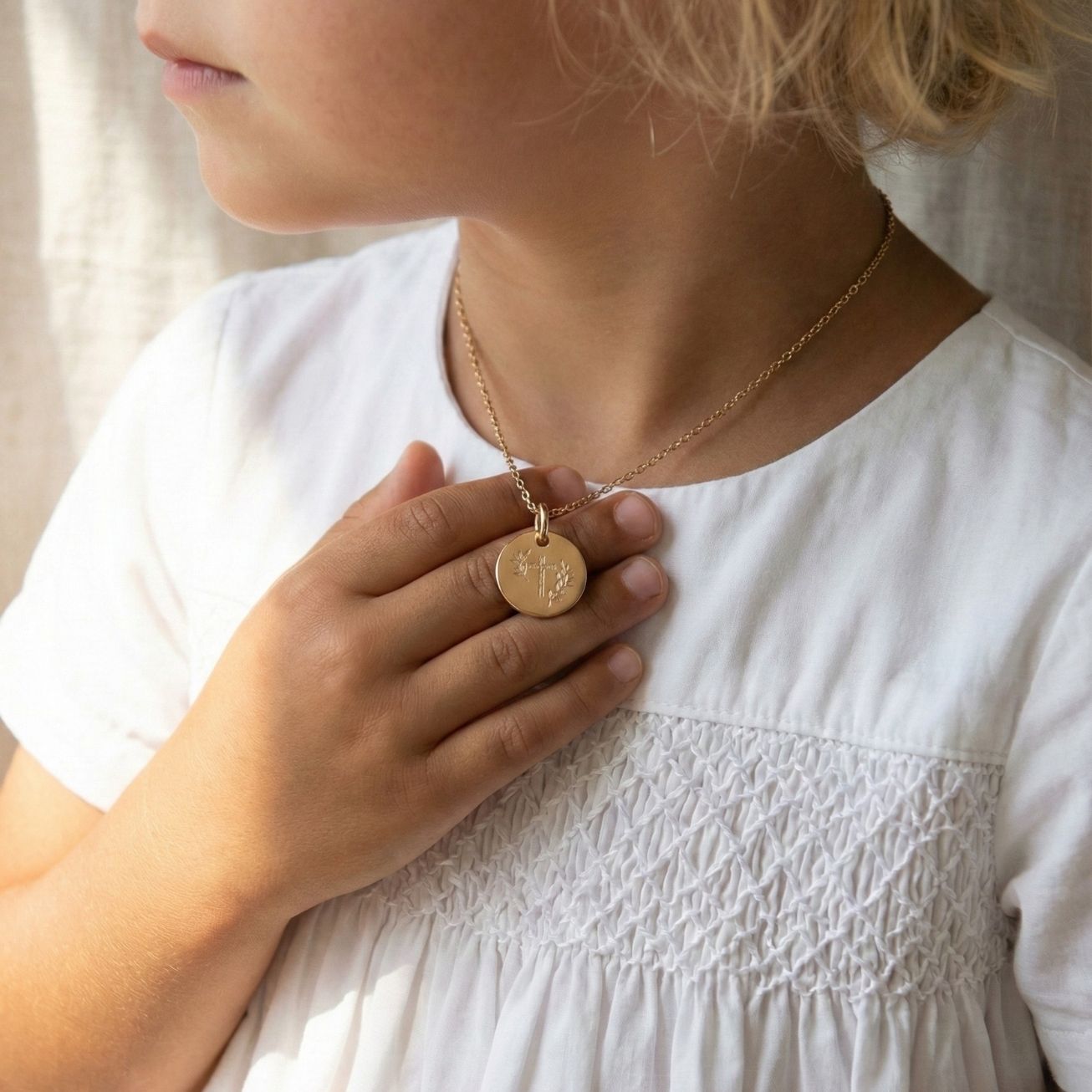 Collana battesimo Croce e foglie