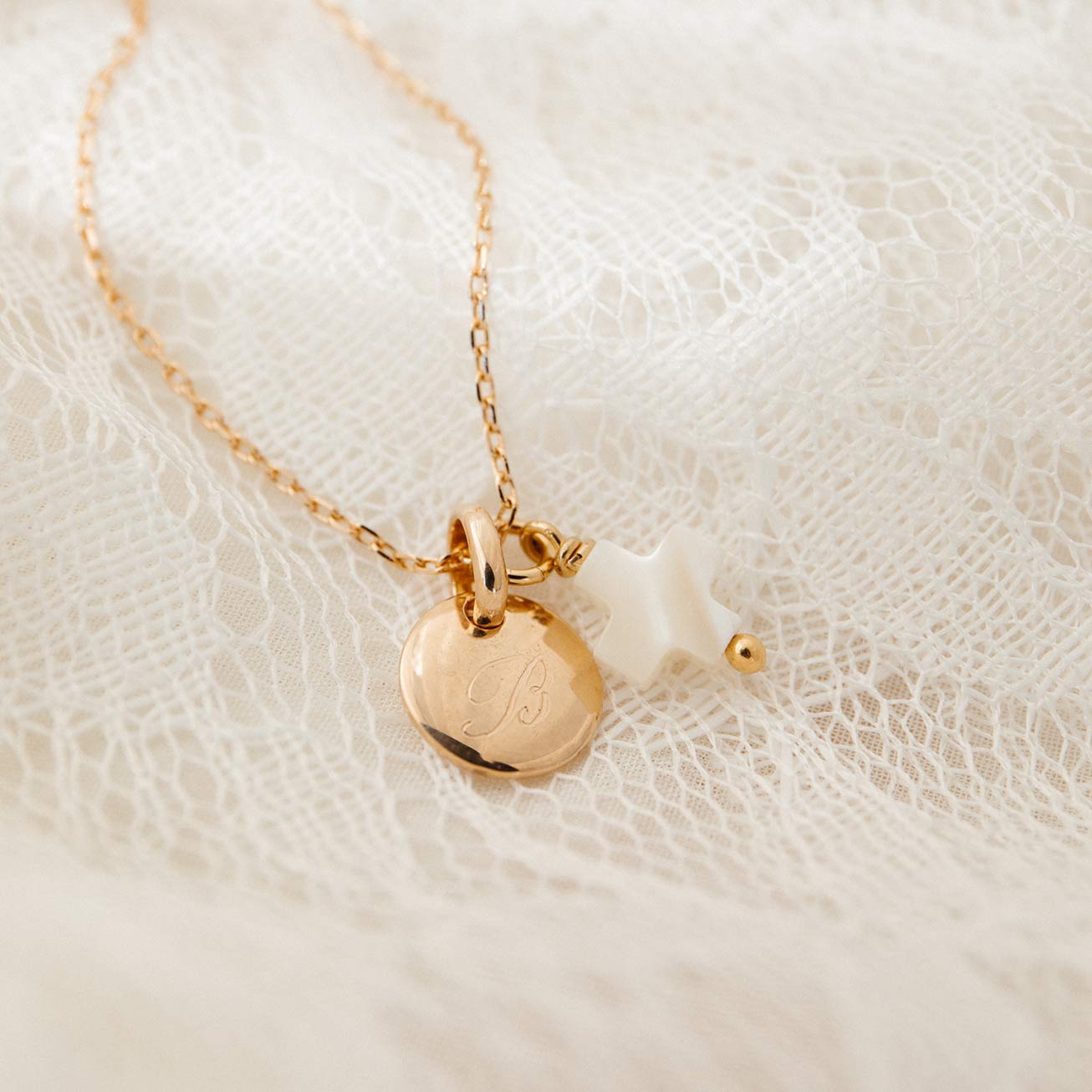 Collana battesimo iniziale e croce madreperla