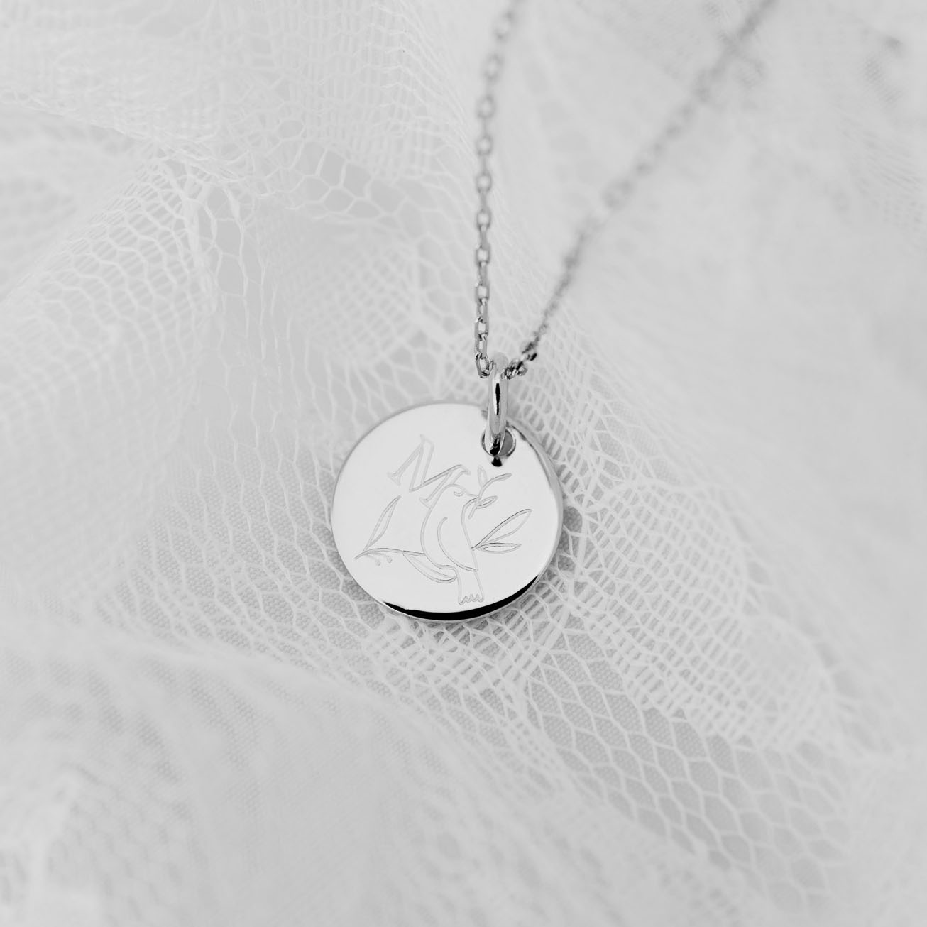 Collana battesimo colomba con iniziale argento