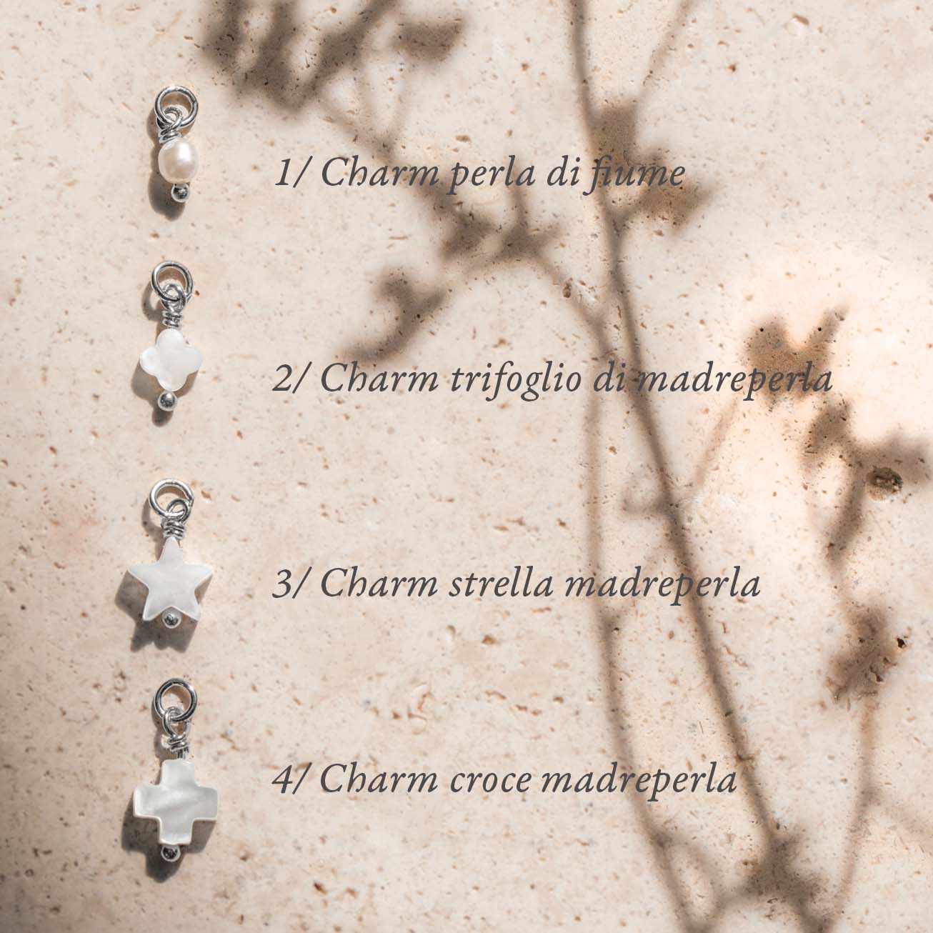 Collana battesimo personalizzata iniziale farfalla