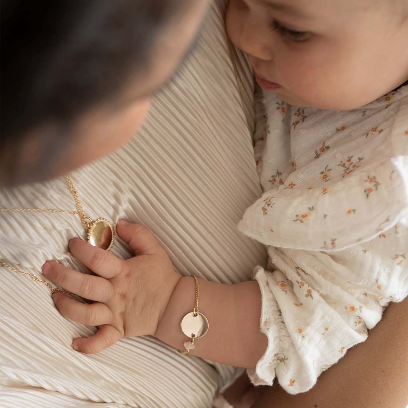 Bracciale battesimo personalizzato madreperla