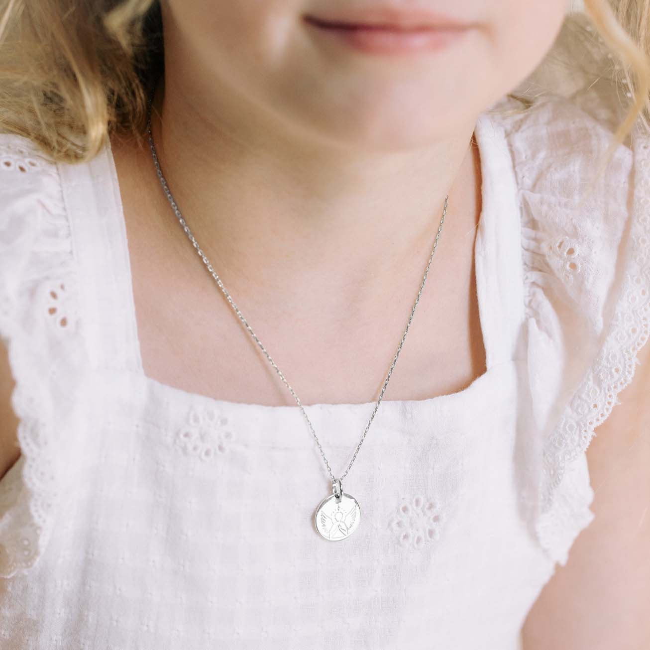 Collana battesimo angelo amorevole argento