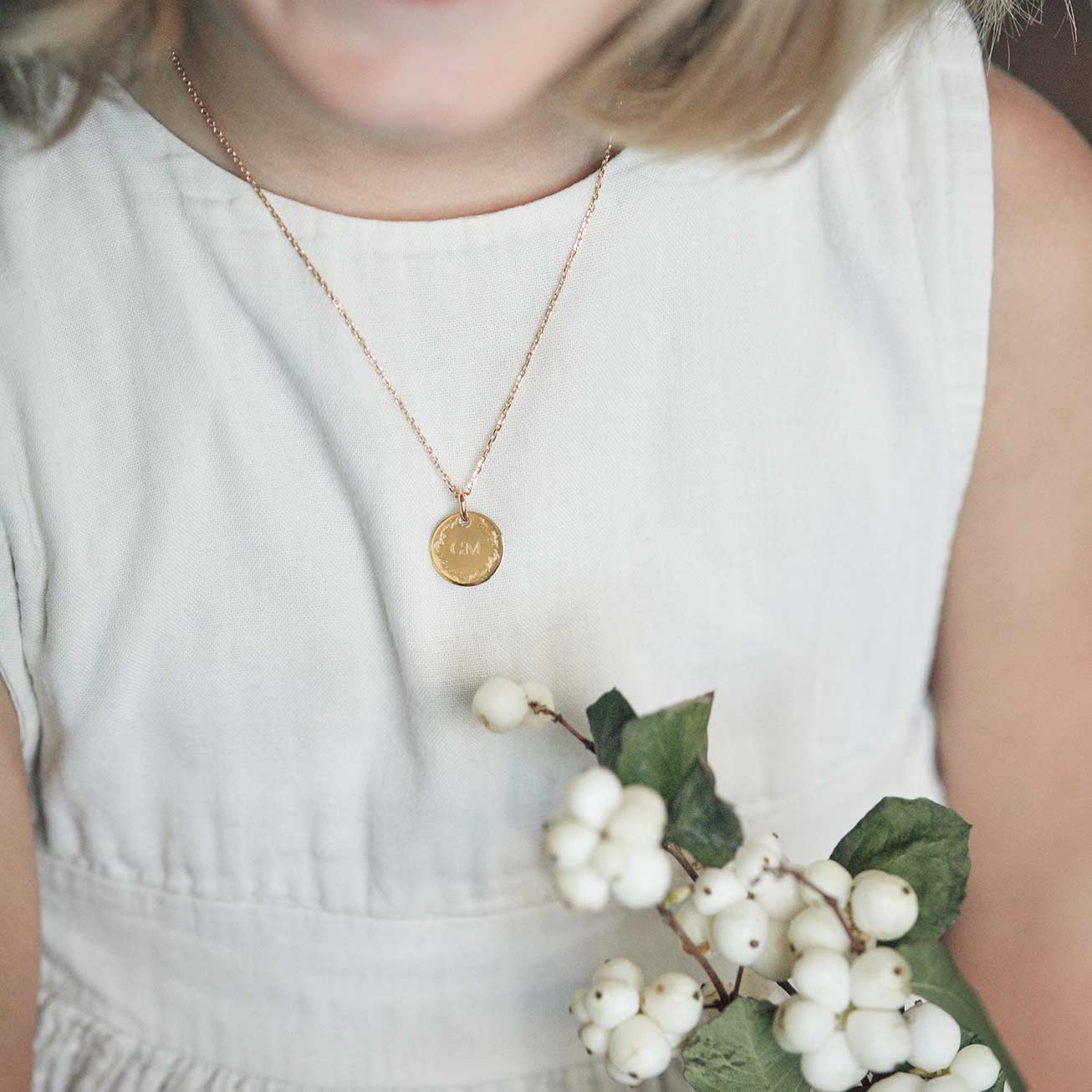 Collana bambino personalizzata corona foglie inizi