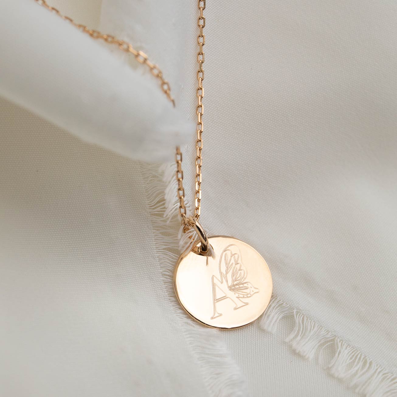 Collana bambina iniziale farfalla oro giallo