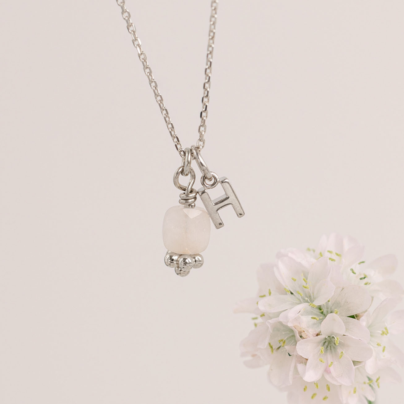 Collana personalizzata iniziale pietra di luna arg