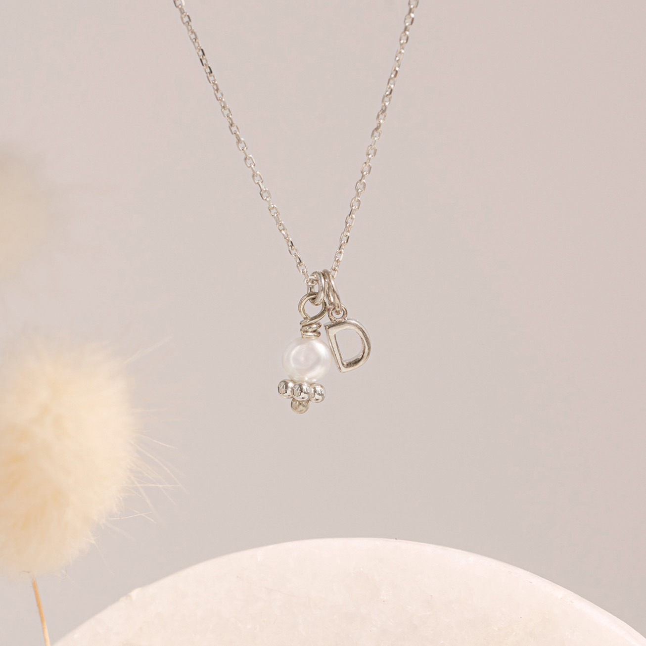 Collana iniziale perla argento massiccio