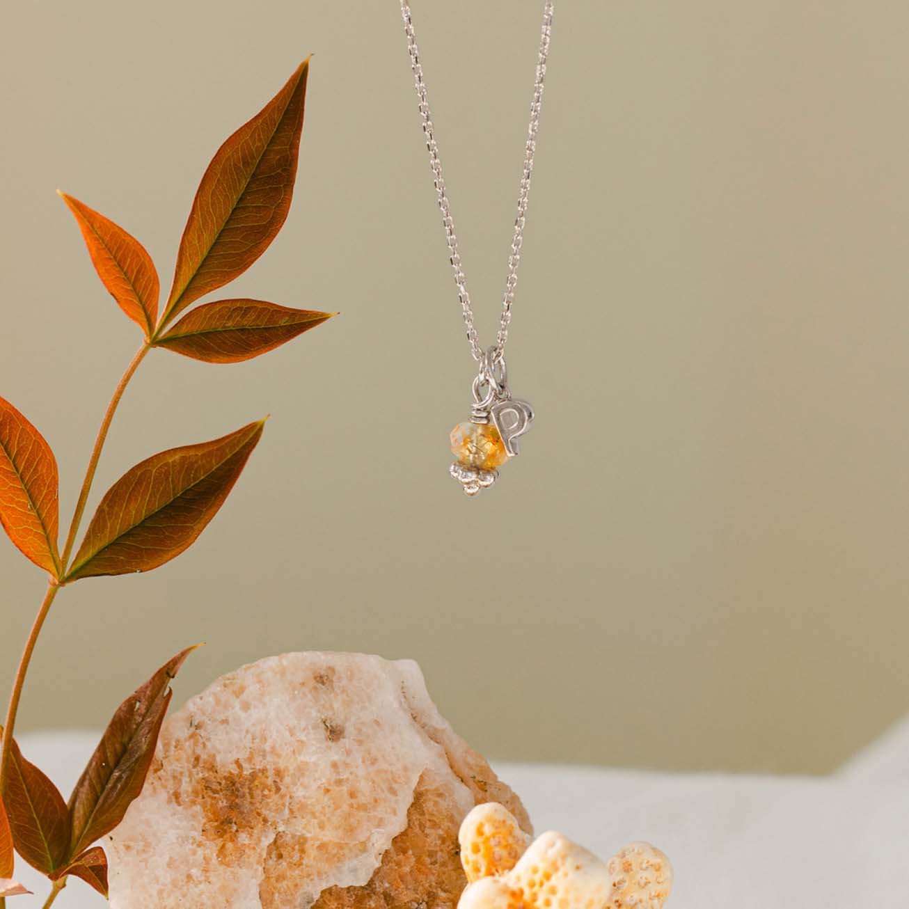 Collana pietra citrino e iniziale argento 925