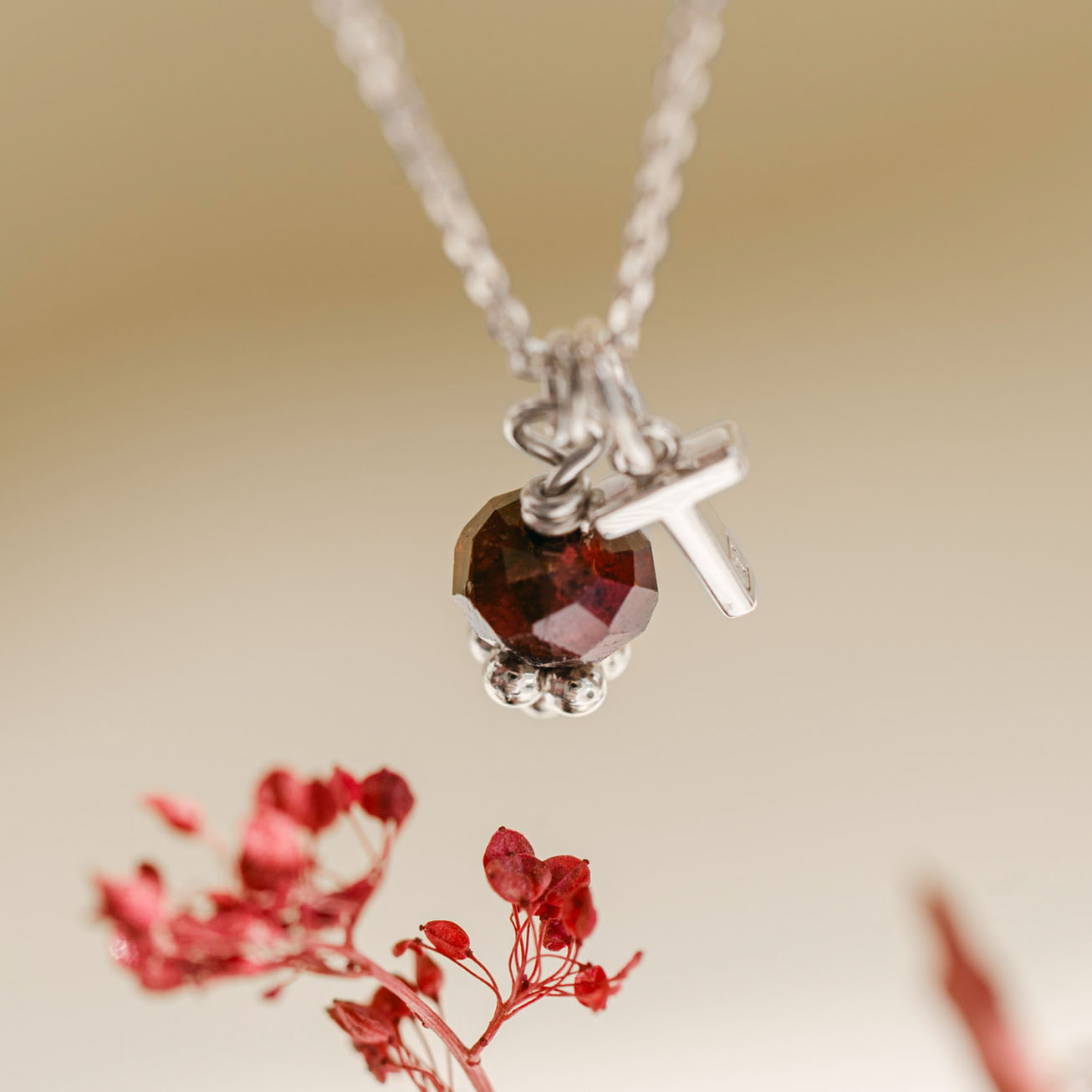 Collana personalizzata granata iniziale argento 92