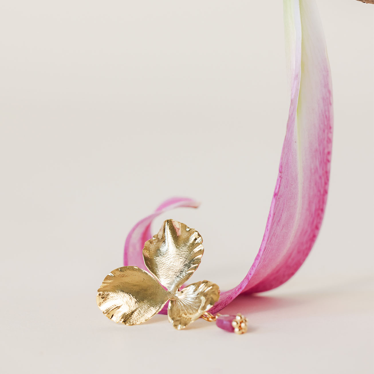 Orecchini viola del pensiero Rubino