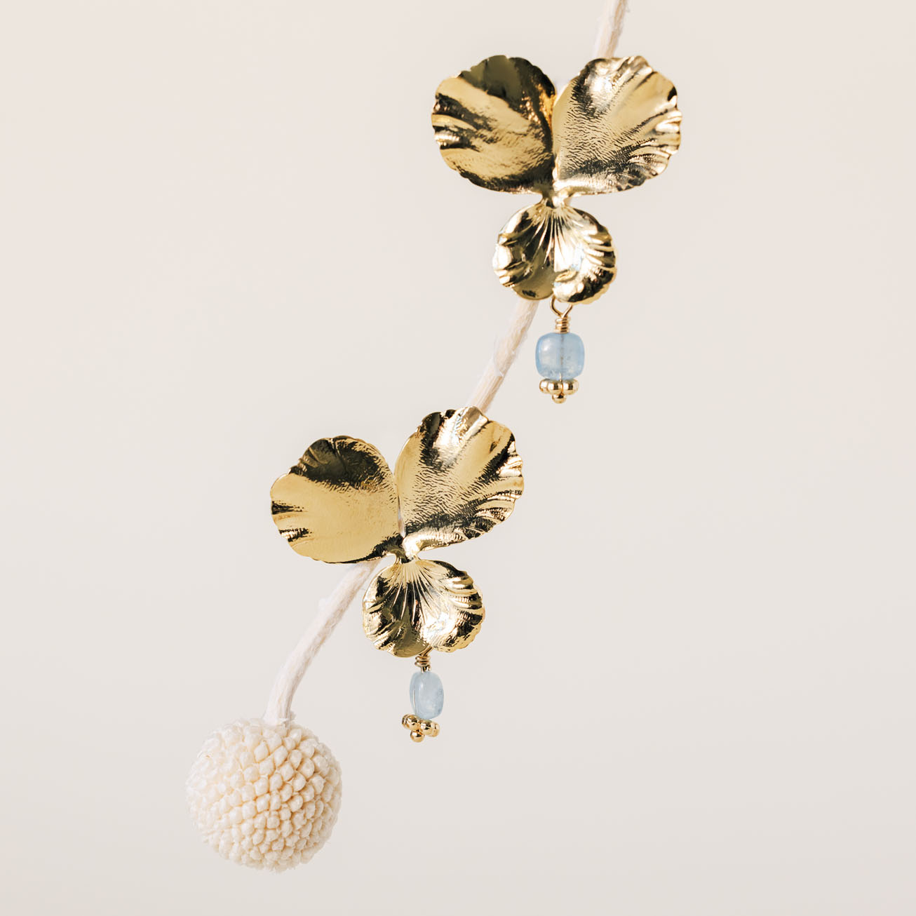 Collana viola del pensiero acquamarina