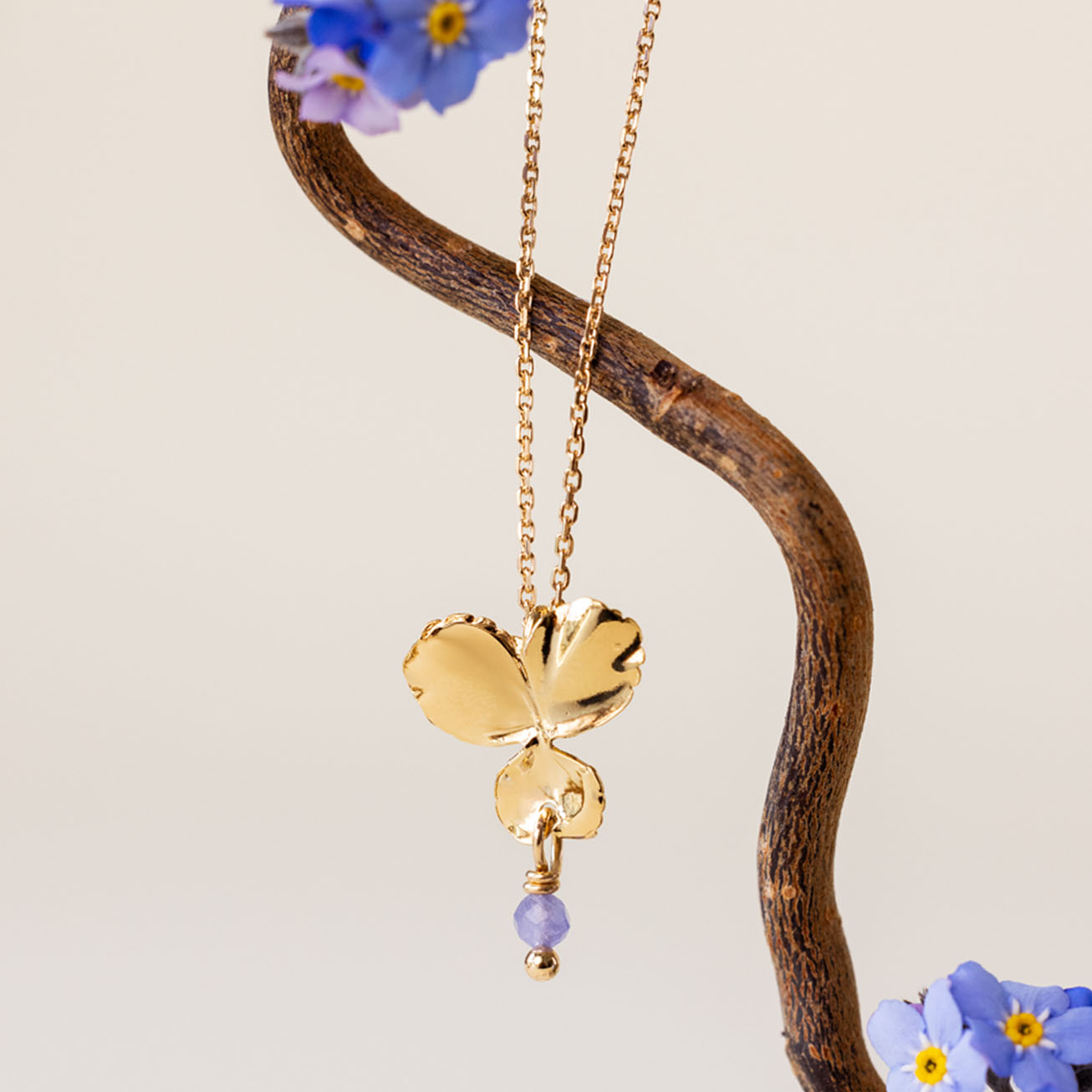 Collana viola del pensiero tanzanite