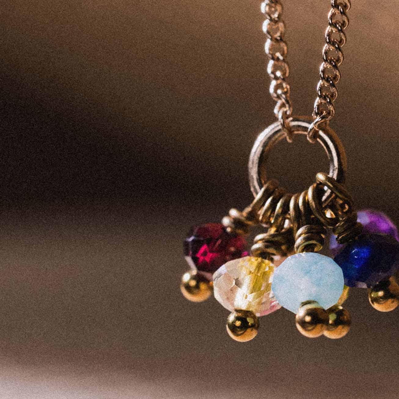 Collana 7 chakra in oro e pietre naturali