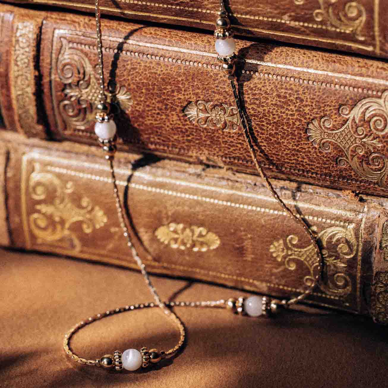 Collana pietra di nascita madreperla - Giugno